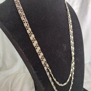 Metal chain necklace (silver appearance, 25-inch length
